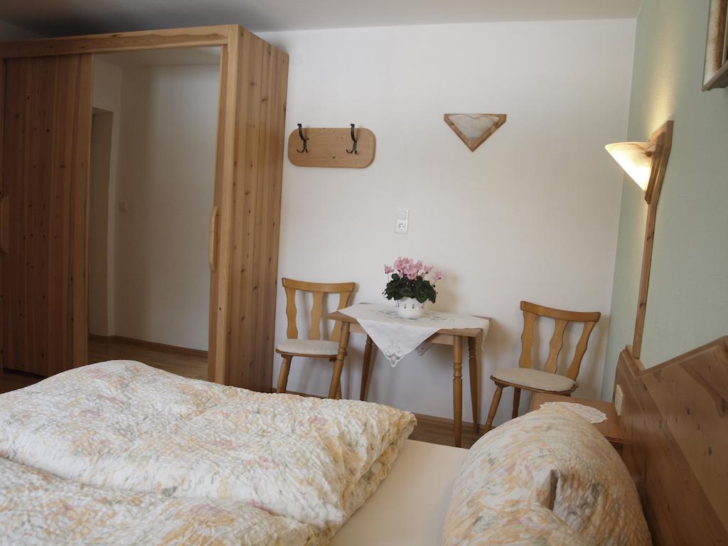 Urblhof Apartment Leutasch Room photo